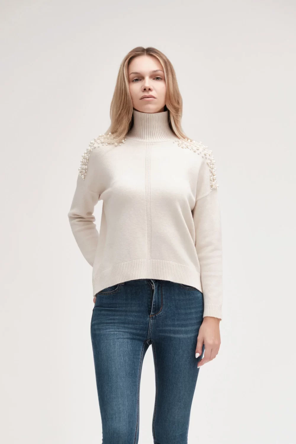 SCOLLO A VULCANO PERLE FIN.7 VISCOSA – DGF5637