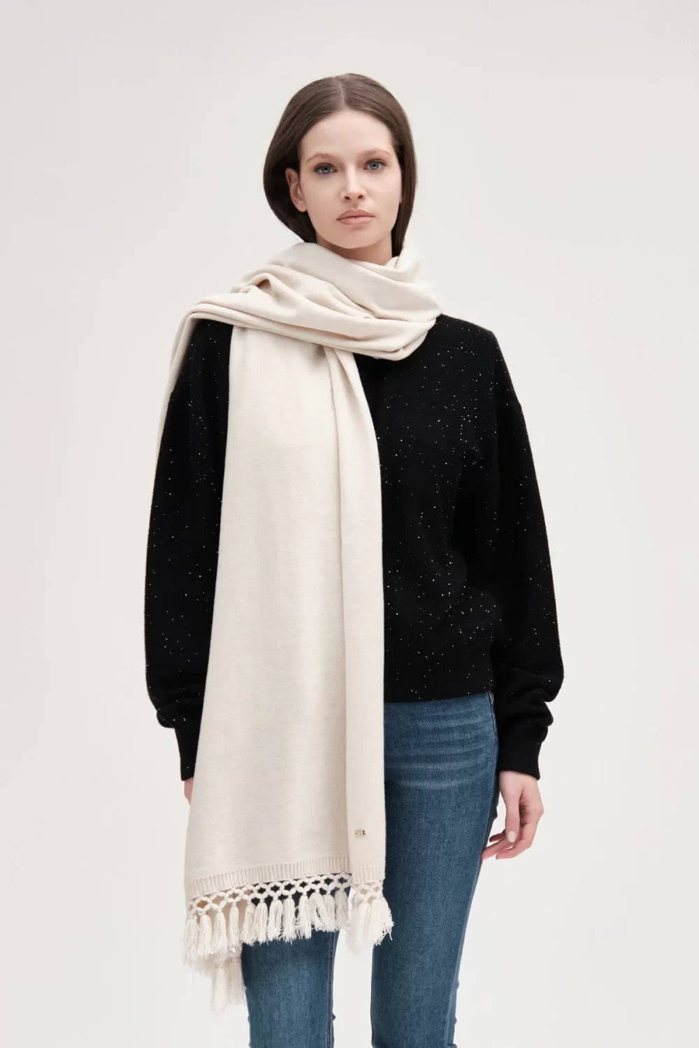 SCIARPA CON RICAMO VISCOSA – DGF5697