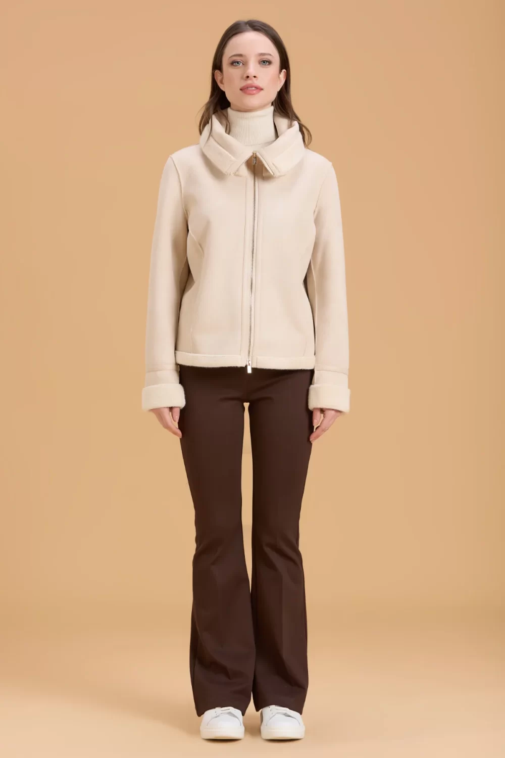 MONTONE CON ZIP E PELLICCIA – DGF5511