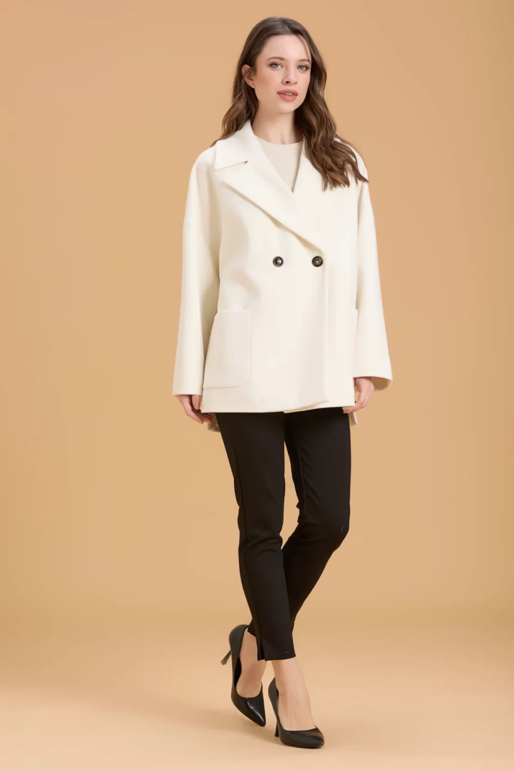 CAPPOTTO CORTO DOPPIOPETTO CON SPACCHETTI CDH – DGF6060