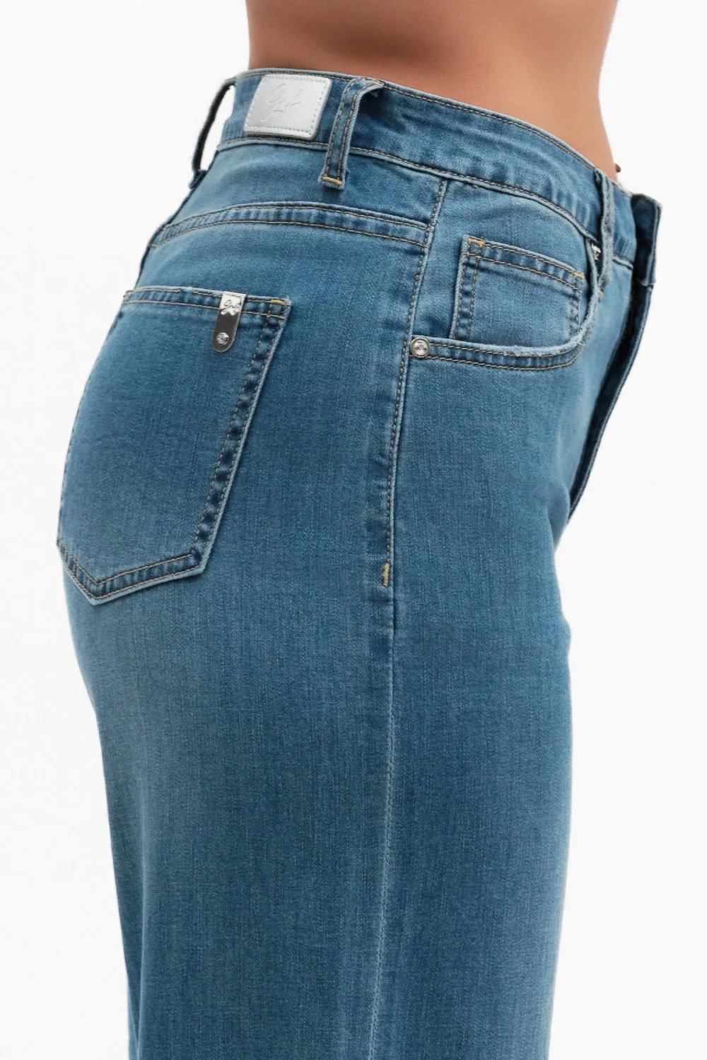 JEANS WIDELEG CON RICAMO – DGP7511