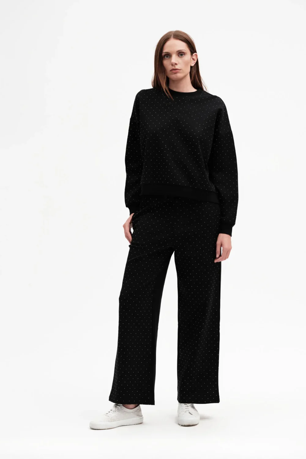 FELPA PARICOLLO AMPIA CON BORCHIE – DGP7700