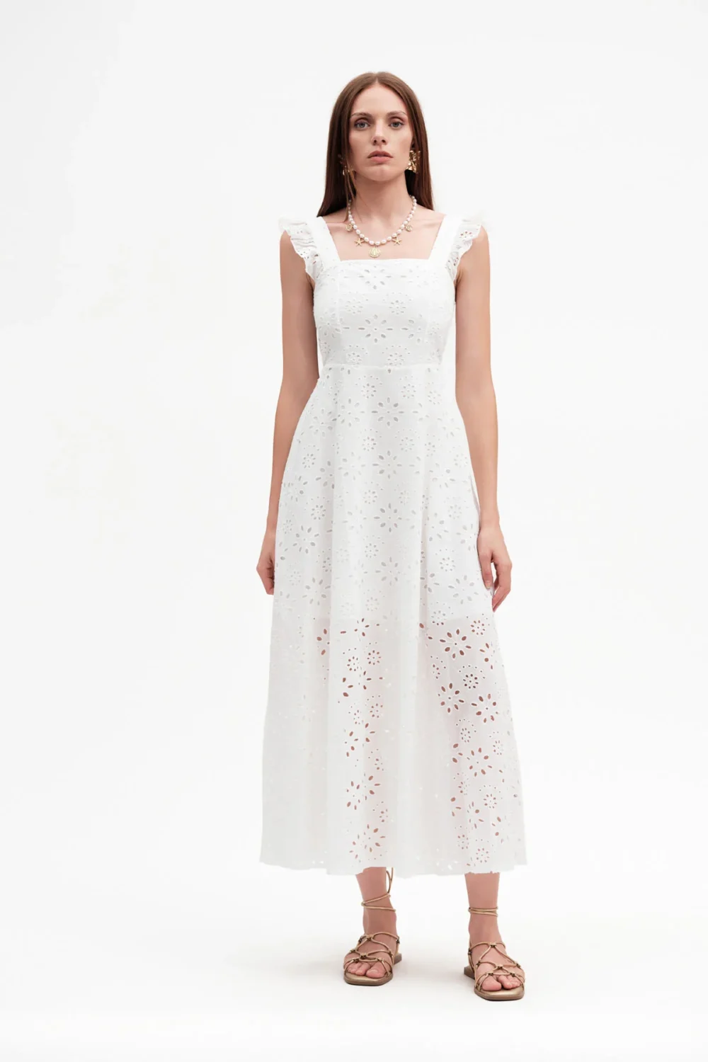 ABITO LUNGO CON BRETELLE PIZZO SANGALLO – DGP8008