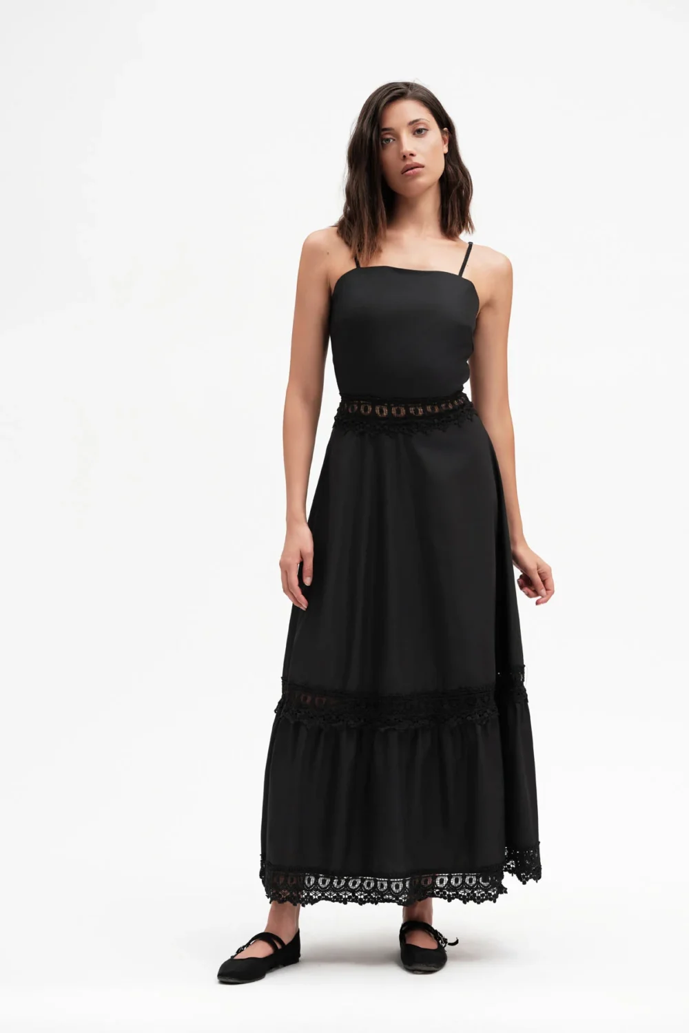 ABITO LUNGO BRETELLINA CON PIZZO POPELINE – DGP8023