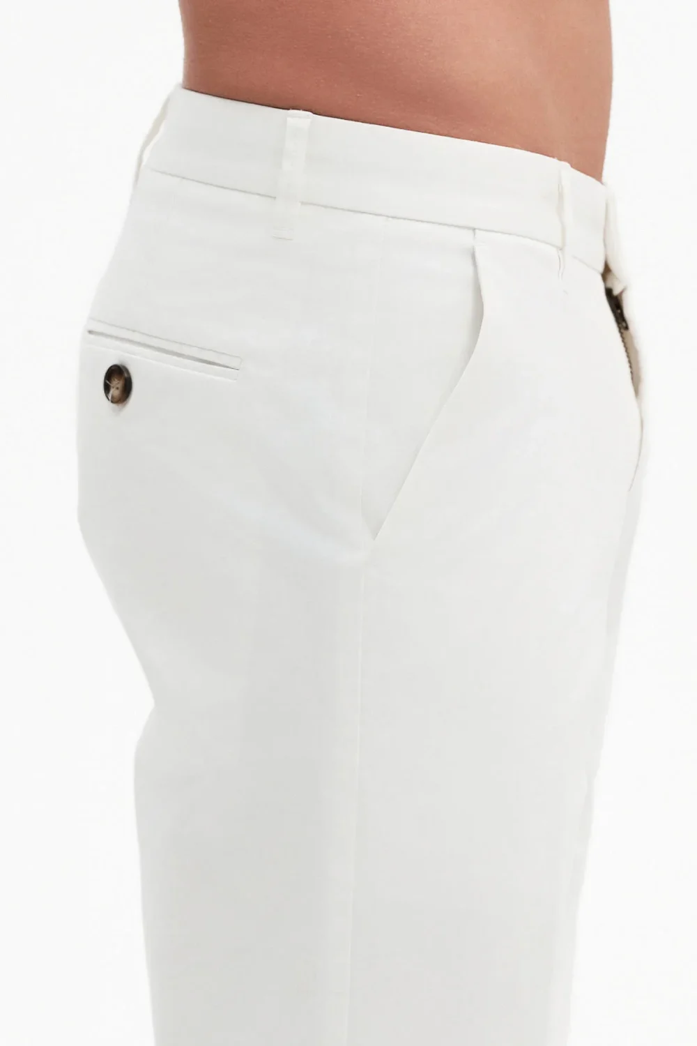 BERMUDA TA GABARDINA SLIM FIT – UGP4553