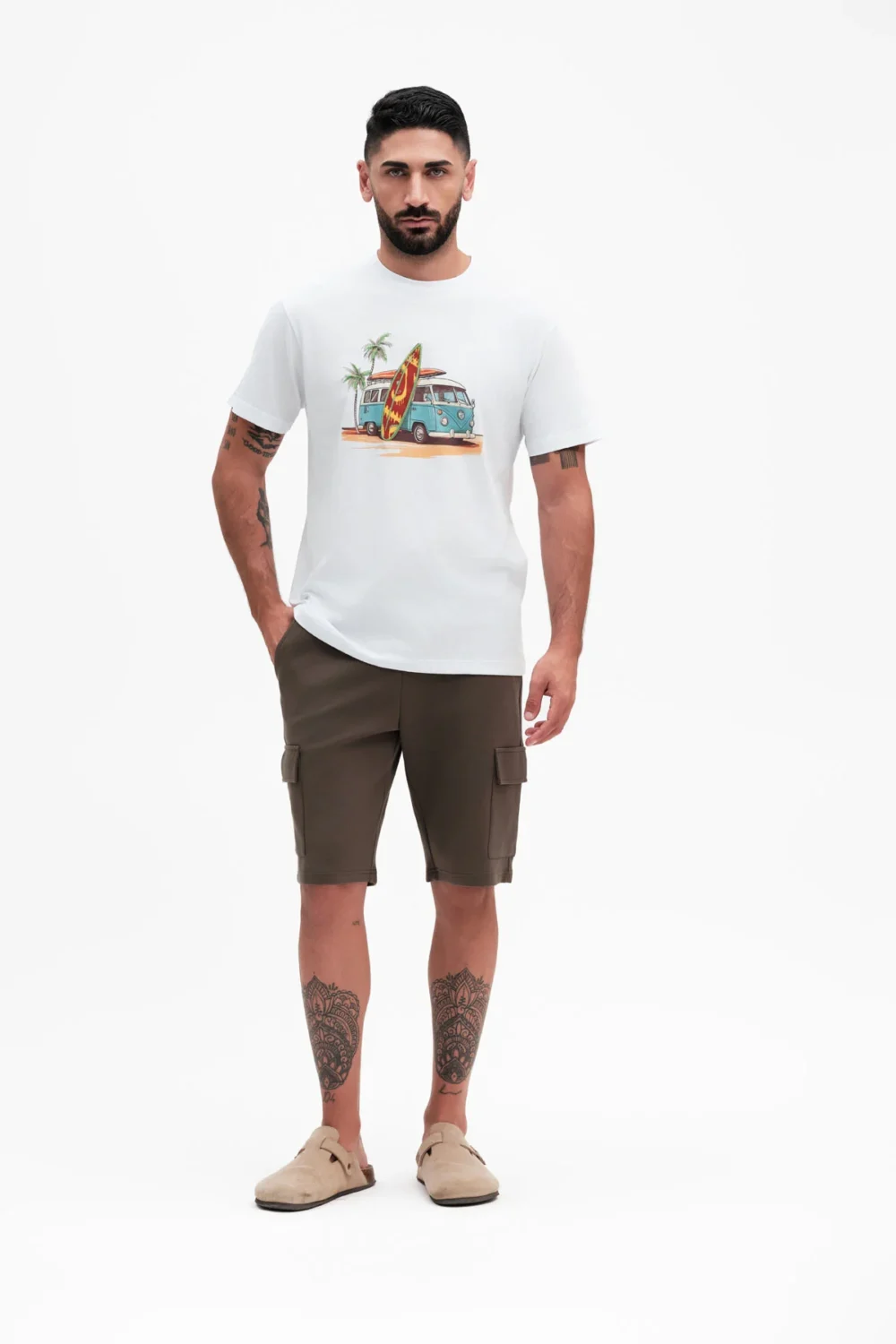 T-SHIRT HIPPIE VAN – UGP4608