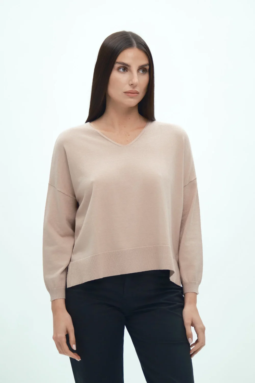 SCOLLO A V OVER BASICO VISCOSA FIN 12 – DGF6913