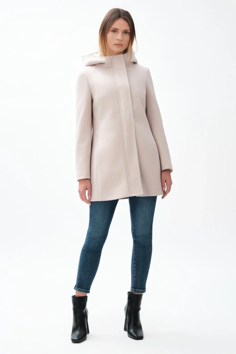 CAPPOTTO CON CAPPUCCIO E ZIP ROBERTO – DGF7416