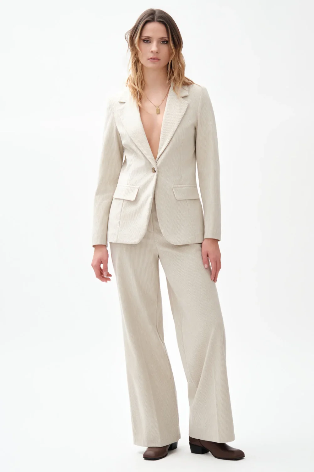 GIACCA VELLUTO WOLF – DGF7483