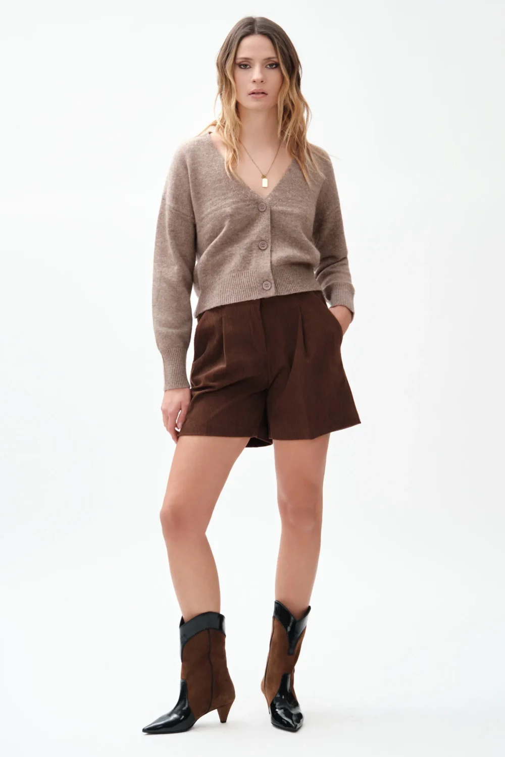 SHORT VELLUTO WOLF – DGF7488